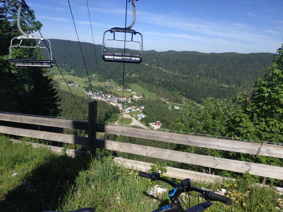 Apartamento Les Chamois Lajoux Exterior foto